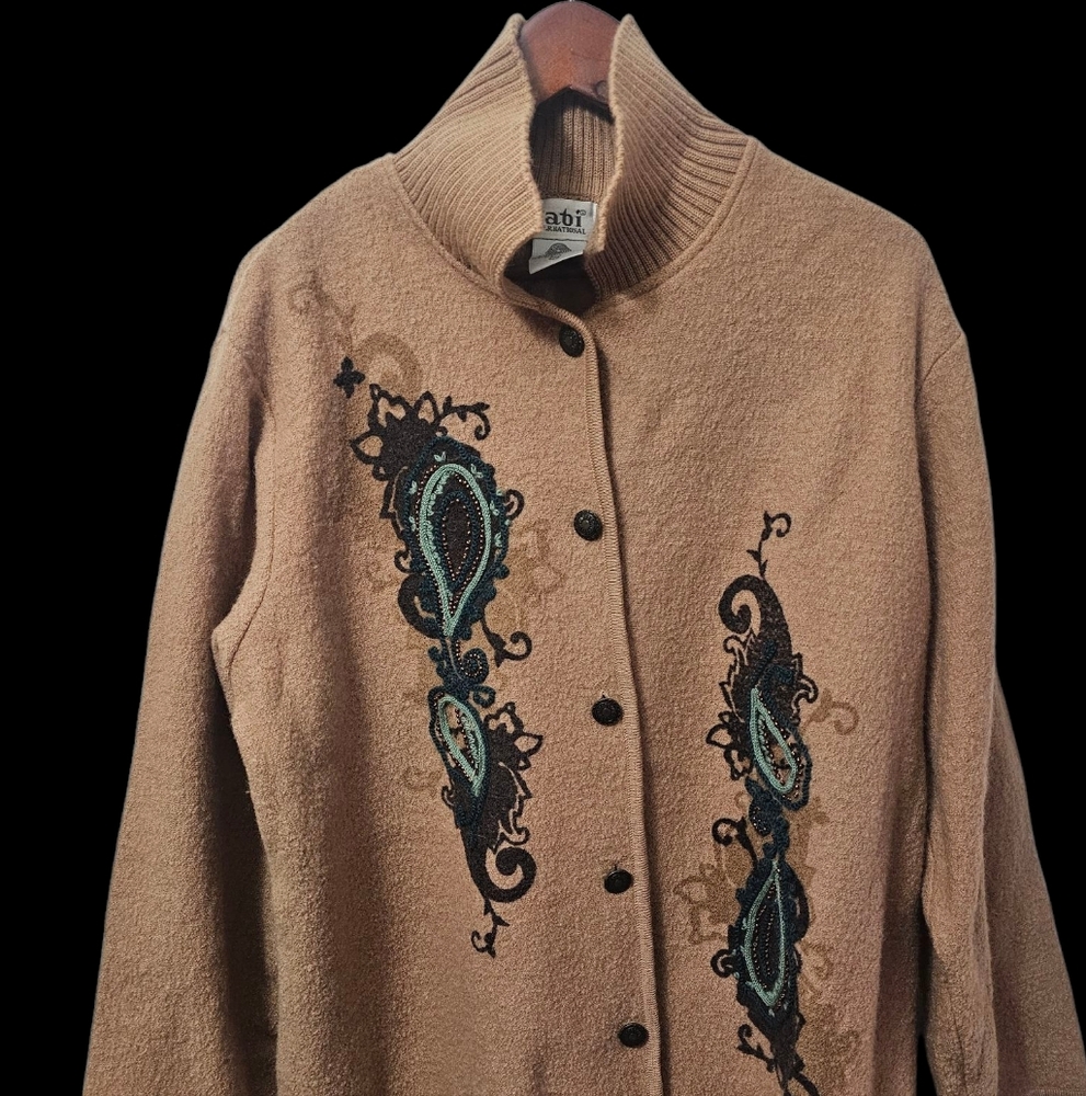 Vintage Tabi Internation Beige Sweater With Knit Embellishments XL